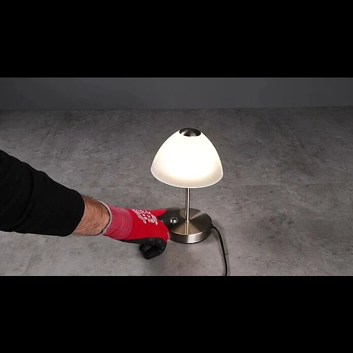 BAUHAUS Reality Leuchten LED-Tischleuchte Rund Queen 2 W, Ø X H: 150 Mm X 24 Cm, Nickel 6 BAUHAUS Reality Leuchten LED-Tischleuchte Rund Queen 2 W, Ø X H: 150 Mm X 24 Cm, Nickel – Bild 4